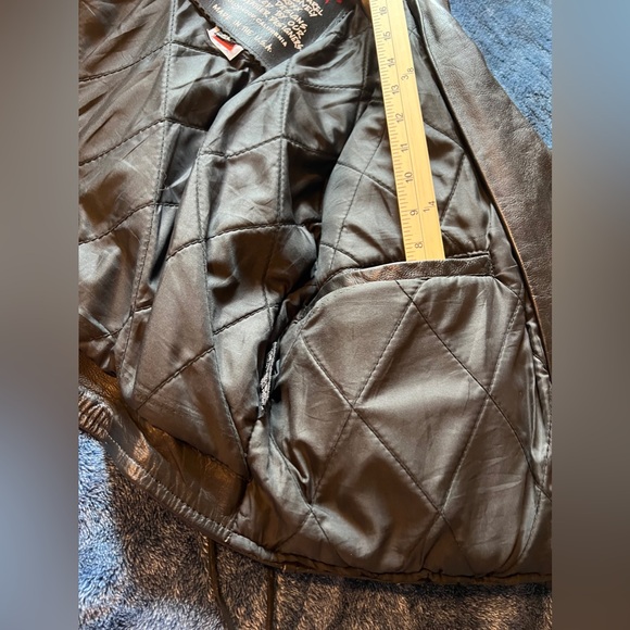 348. Vintage L.A. Roxx Leather Motorcycle Jacket Size XL - Picture 10 of 10